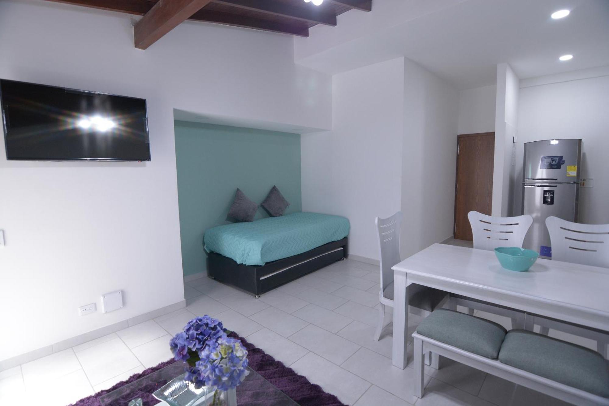 Apartamentos Amoblados Laureles Estadio Medellin Casa Margarita Exteriör bild
