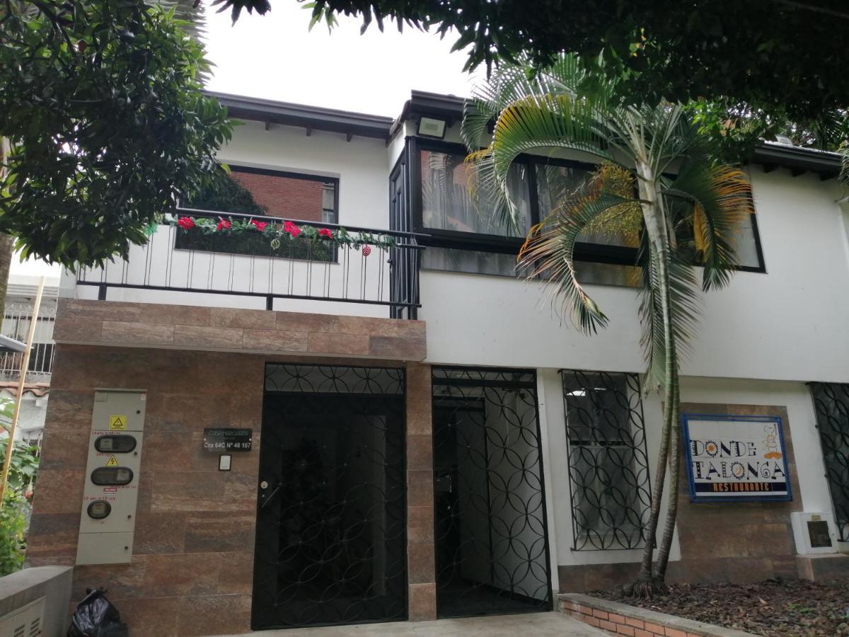 Apartamentos Amoblados Laureles Estadio Medellin Casa Margarita Exteriör bild